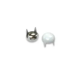1/4" White Dome Studs (100-pack)