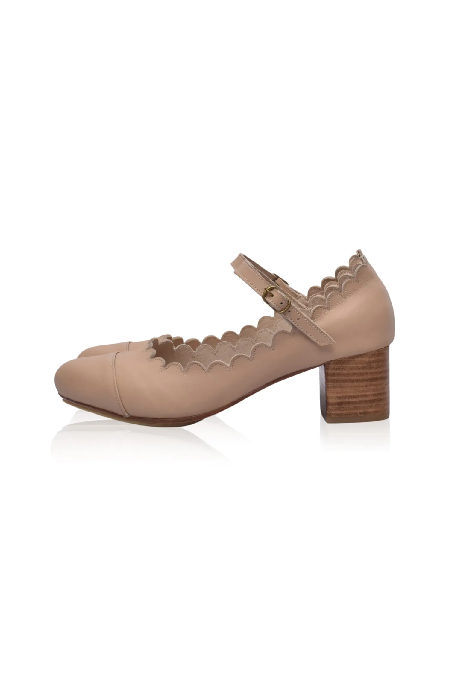 Vintage Camel Bonita Mary Jane Leather Heels - Chic & Timeless Womens Shoe