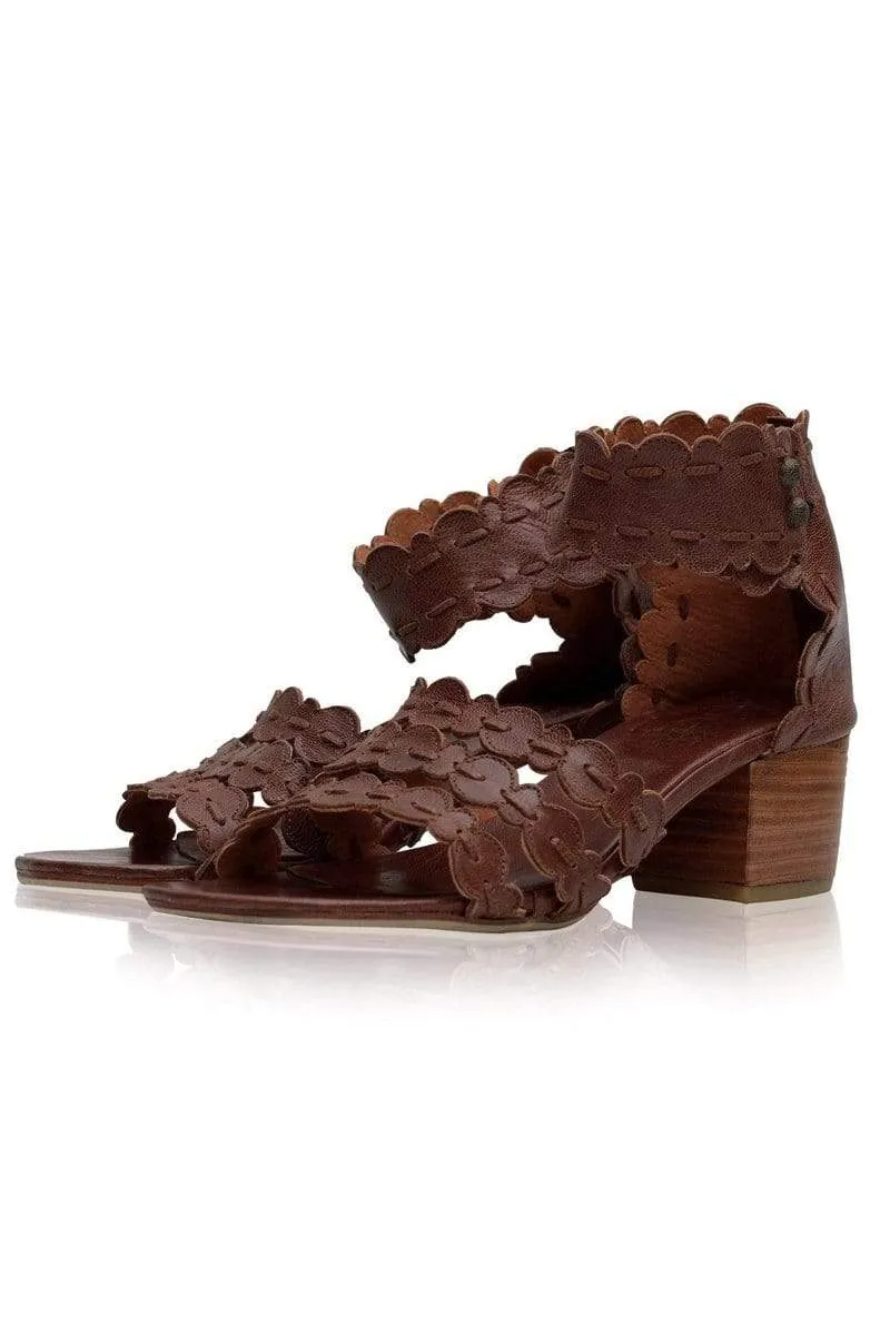 Seaside Leather Sandals in Vintage Brown