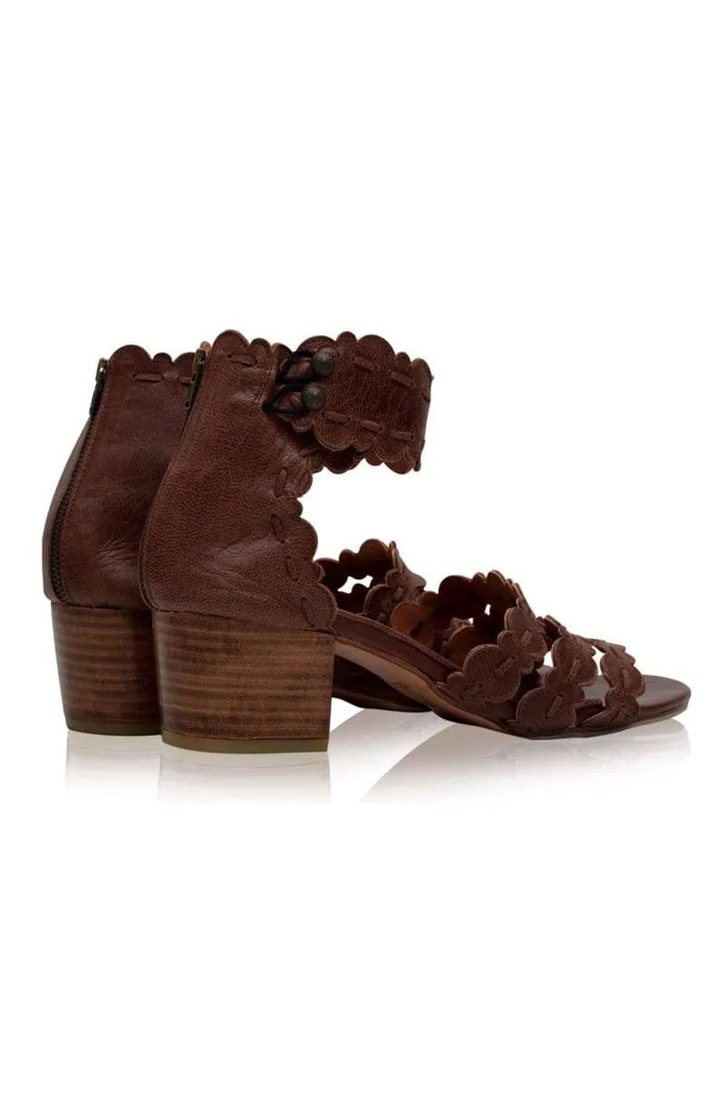 Seaside Leather Sandals in Vintage Brown